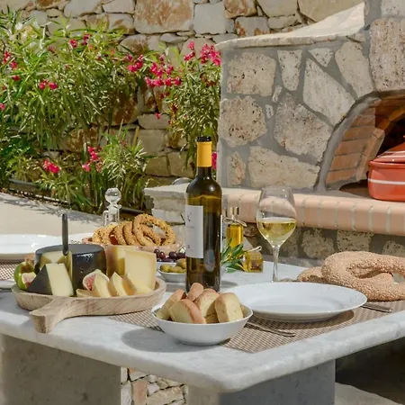 Villa Naxos Secret Paradise
